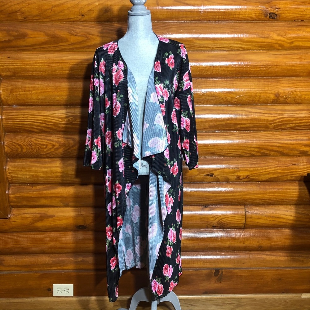 Lularoe Shirley kimono